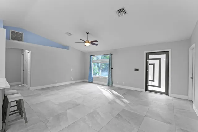 $3,500 | 14695 97th Road North, West Palm Beach, FL 33412
