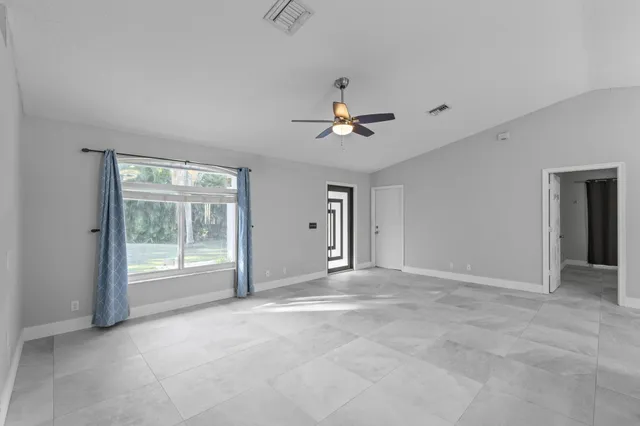 $3,500 | 14695 97th Road North, West Palm Beach, FL 33412