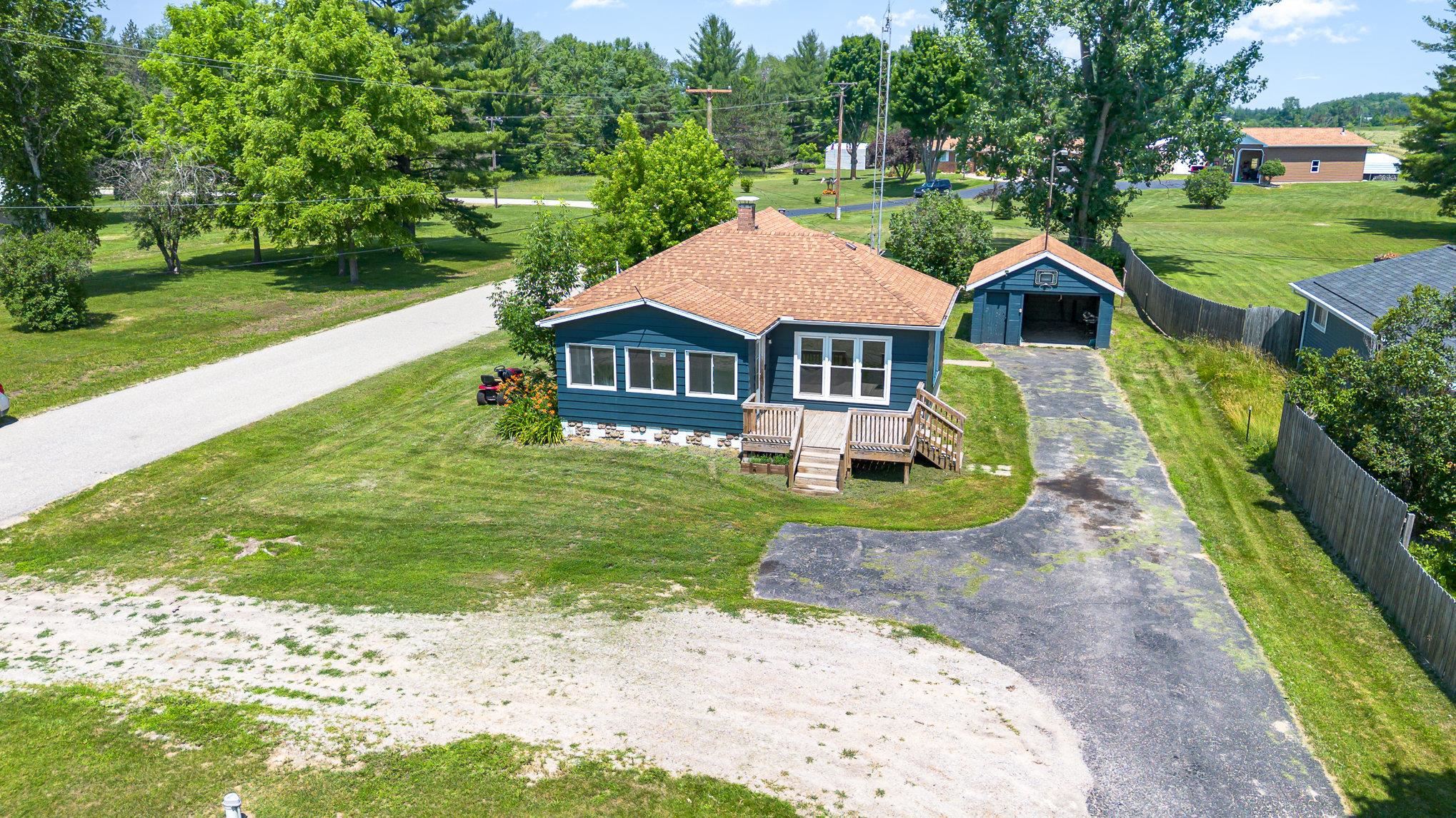 7388 West Esmond Road Hale, MI 48739 - Photo 2 of 23 1941973-20B83058-47F9-4C32-8E7F-A6D09003BD4D.JPG