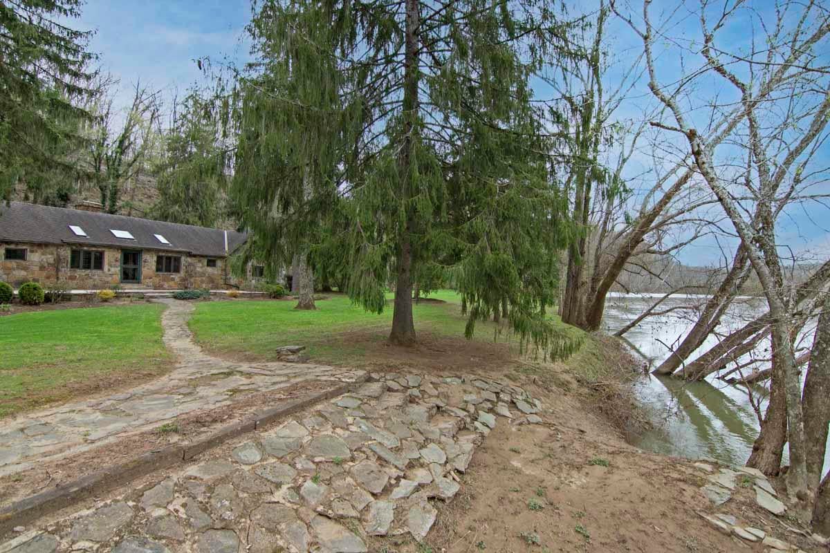 197 Coffman Hill Road Ronceverte, WV 24970 - Photo 64 of 74 Gallery Image 64