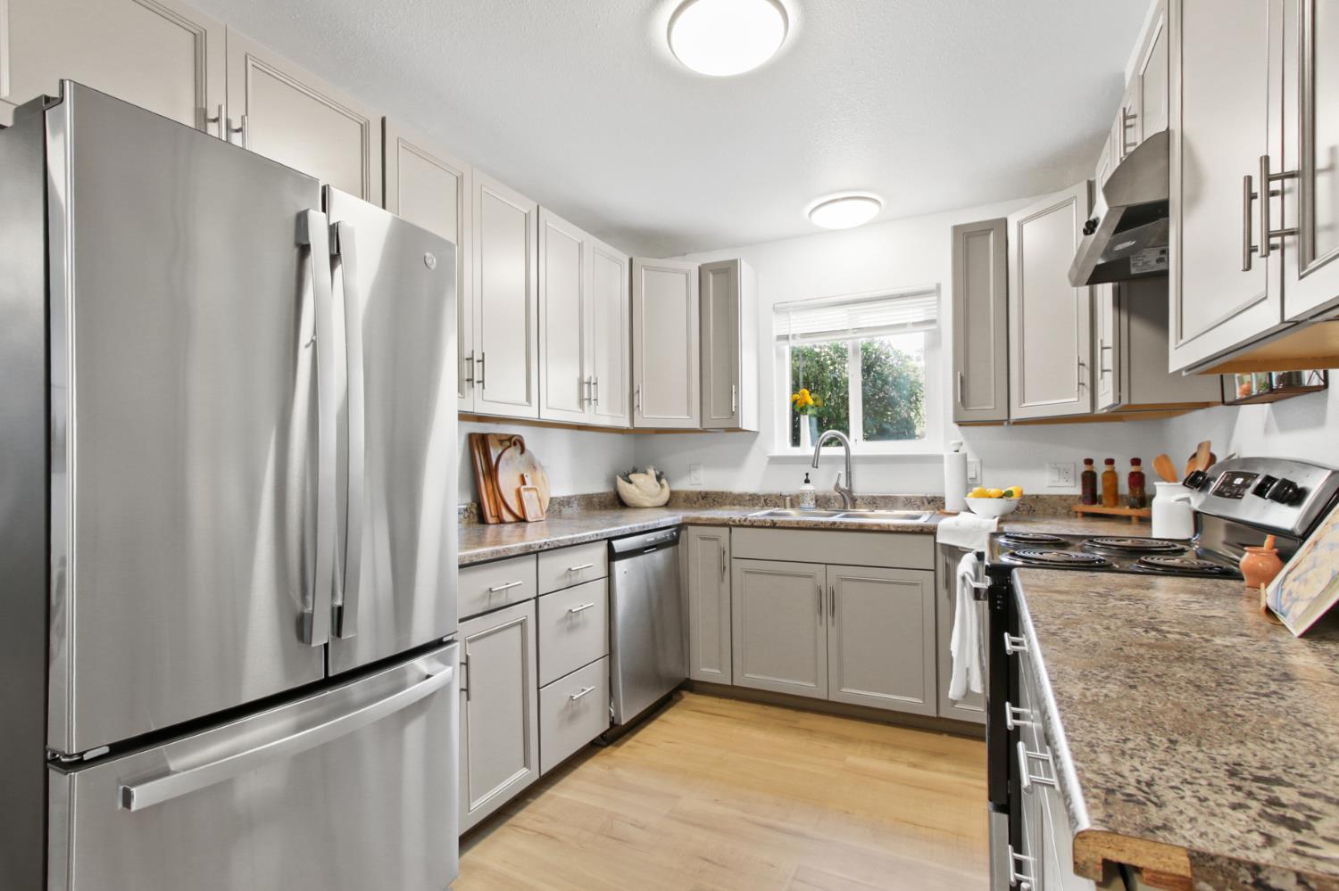 1518 Pole Line Road Davis, CA 95618 - Photo 14 of 45 Gallery Image 14