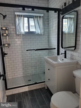 $1,735 | 1200 South Arlington Ridge Road, Unit 710, Arlington, VA 22202