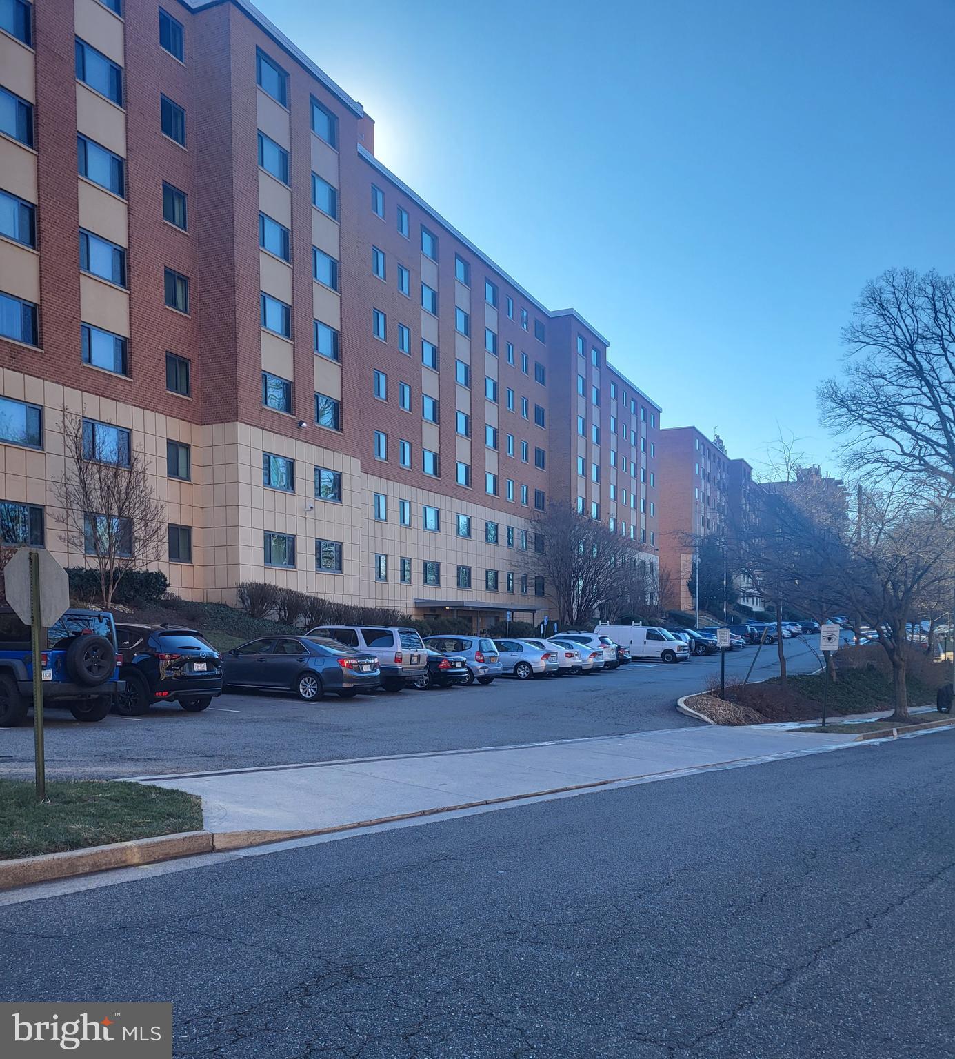1200 South Arlington Ridge Road, Unit 710 Arlington, VA 22202 - Photo 21 of 26 Back of Building, Parking Lot