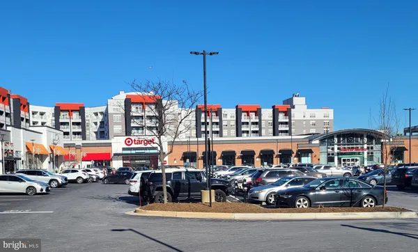$1,735 | 1200 South Arlington Ridge Road, Unit 710, Arlington, VA 22202