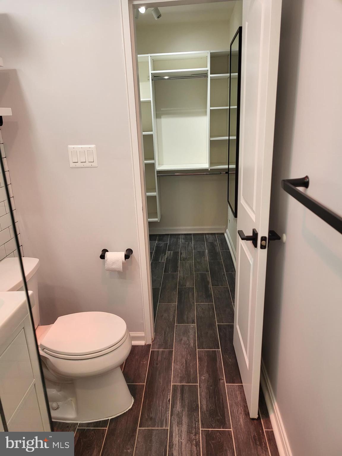 1200 South Arlington Ridge Road, Unit 710 Arlington, VA 22202 - Photo 10 of 26 Walk-in Closet