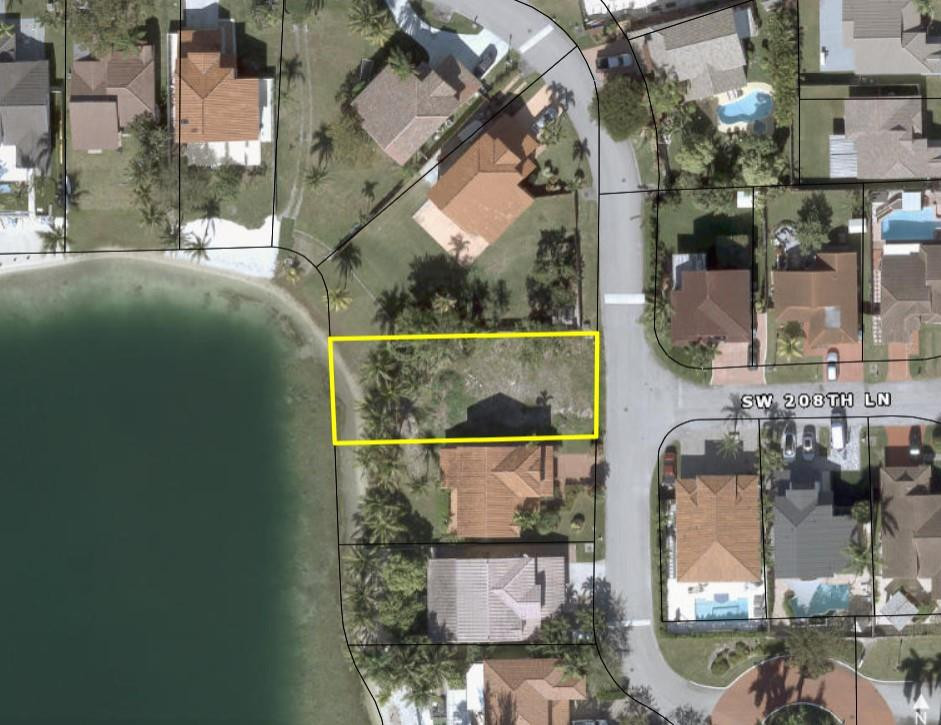20826 Southwest 85th Place Cutler Bay, FL 33189 - Photo 2 of 6 Photo 2