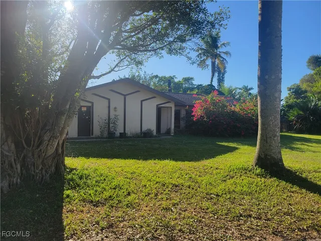 $225,000 | 140 Fairview Avenue, Fort Myers, FL 33905