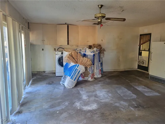 a view of a storage & utility room