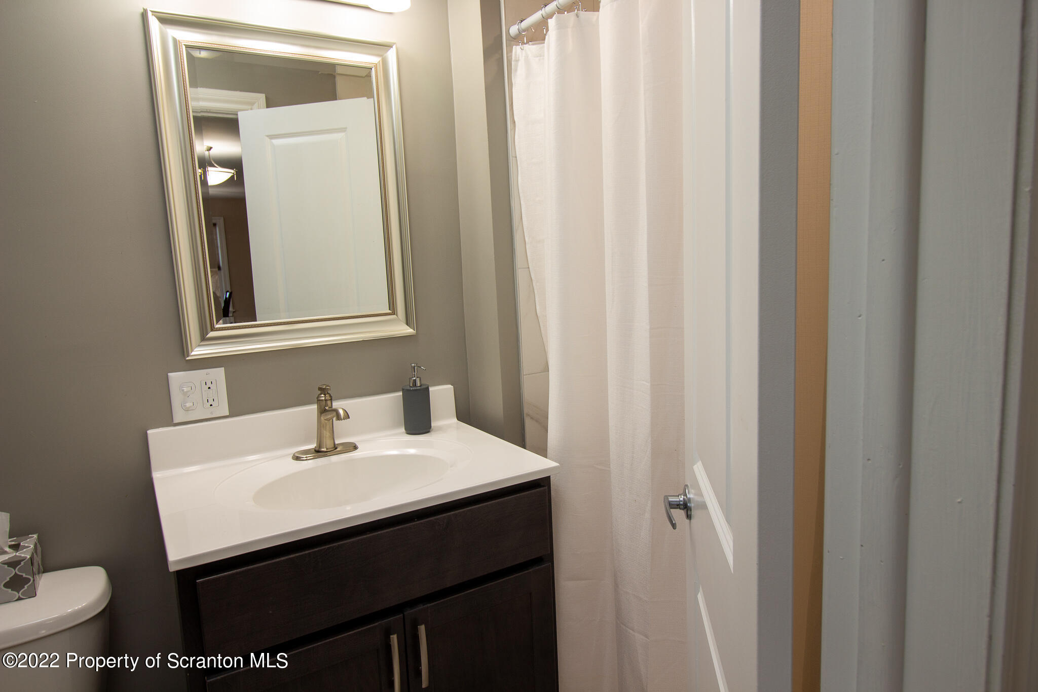108 Fairview Road Clarks Green, PA 18411 - Photo 12 of 26 Gallery Image 12
