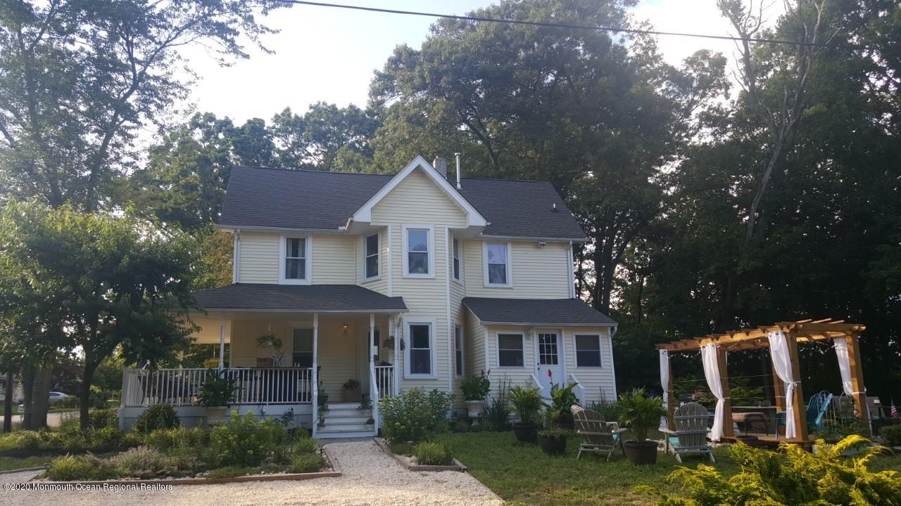 526 Wayside Road Neptune Township, NJ 07753 - Photo 5 of 26 Exterior Side of house. good