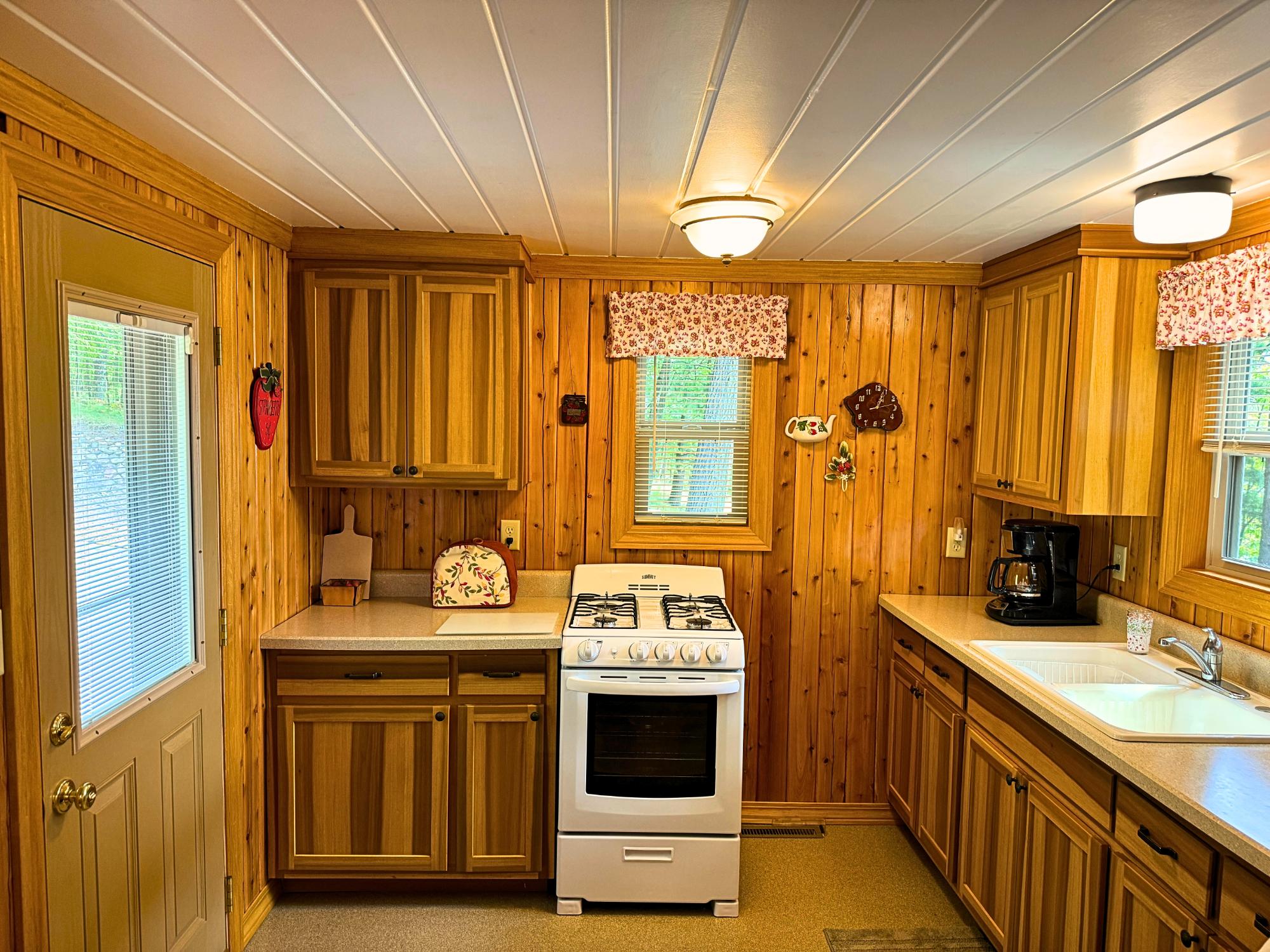5589 Hill Road Harshaw, WI 54529 - Photo 4 of 35 Gallery Image 4