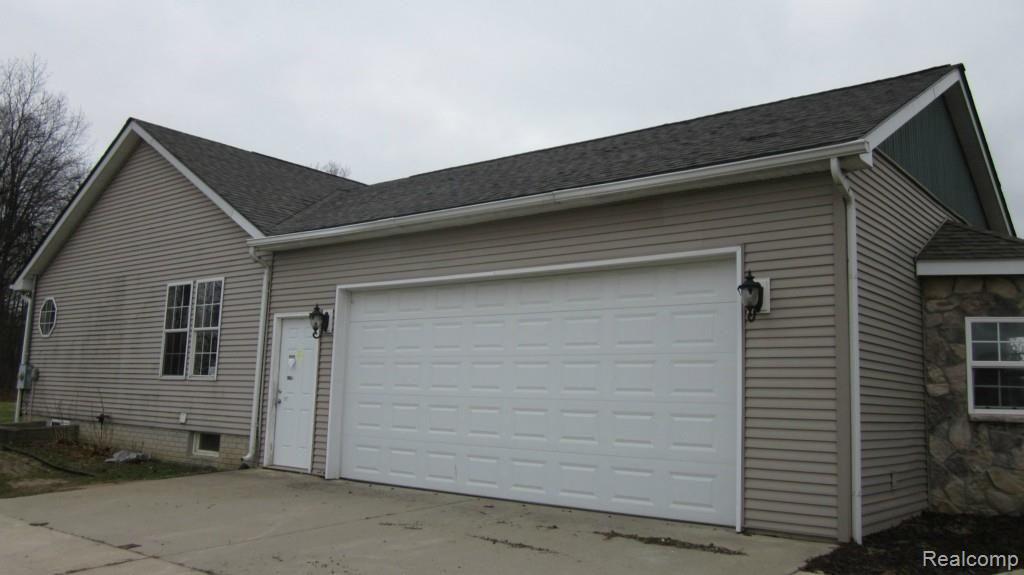 12279 Duffield Road Gaines, MI 48436 - Photo 3 of 35 IMG_8812.jpg