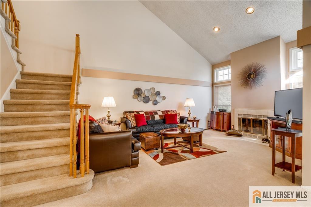 20 Rothwell Drive, Unit A Monroe Township, NJ 08831 - Photo 4 of 21