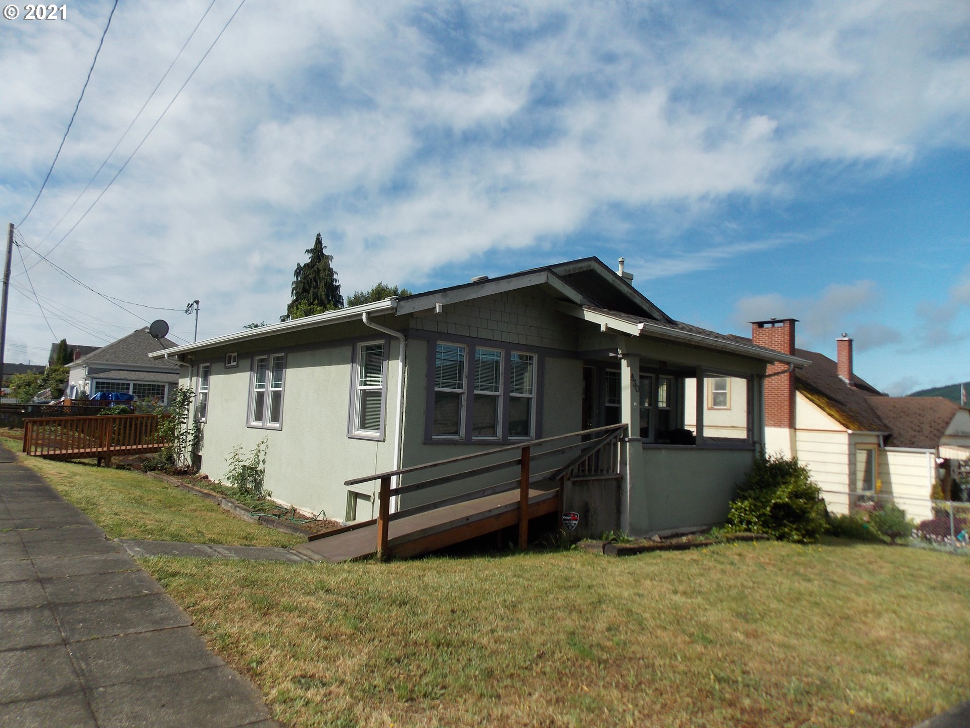 930 Spruce Street Myrtle Point, OR 97458 - Photo 3 of 29 Gallery Image 3