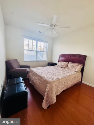 $2,000 | 12900 Centre Park Circle, Herndon, VA 20171