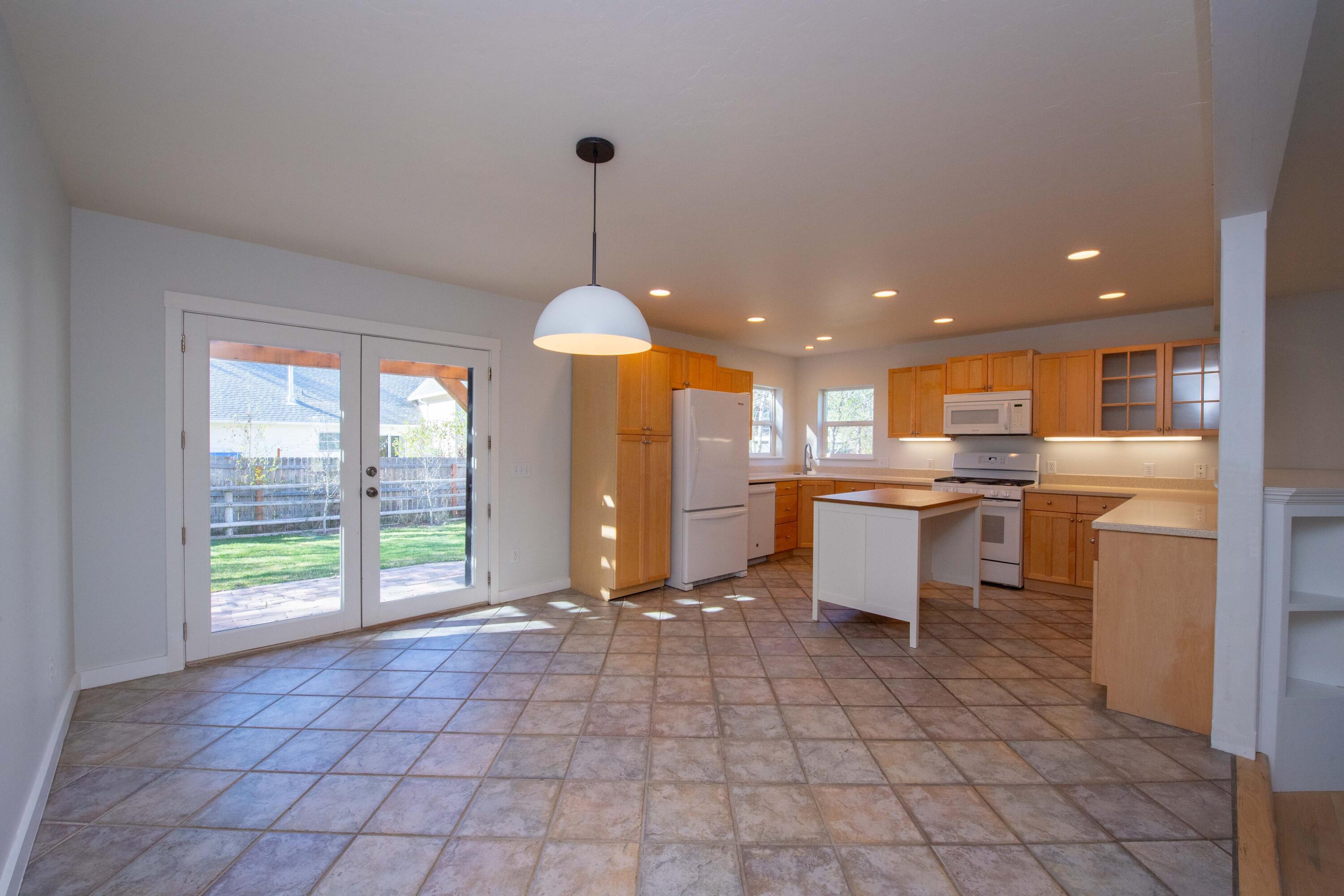 910 Quigley Road Hailey, ID 83333 - Photo 5 of 21 Kitchen