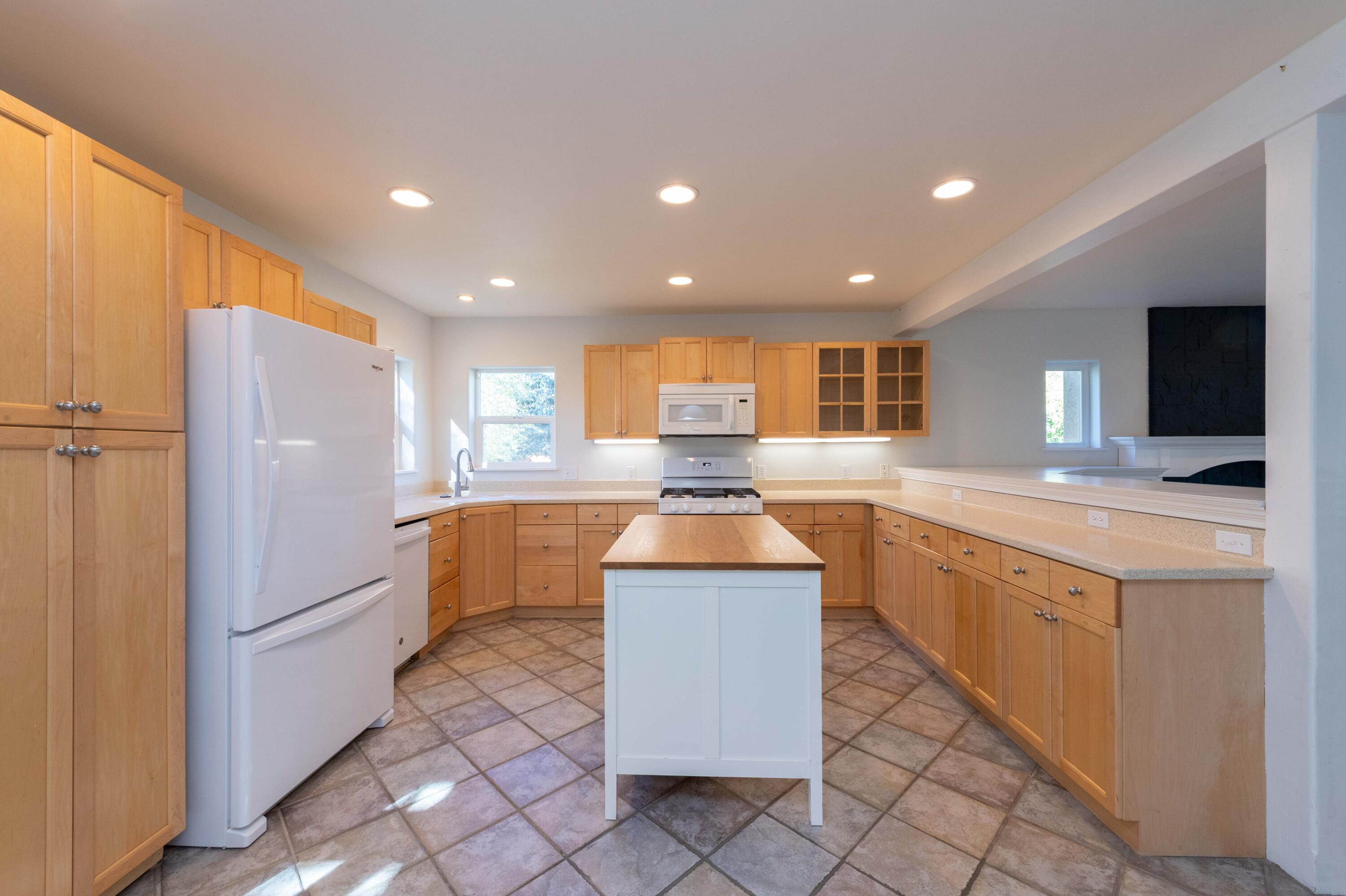 910 Quigley Road Hailey, ID 83333 - Photo 8 of 21 Kitchen 2