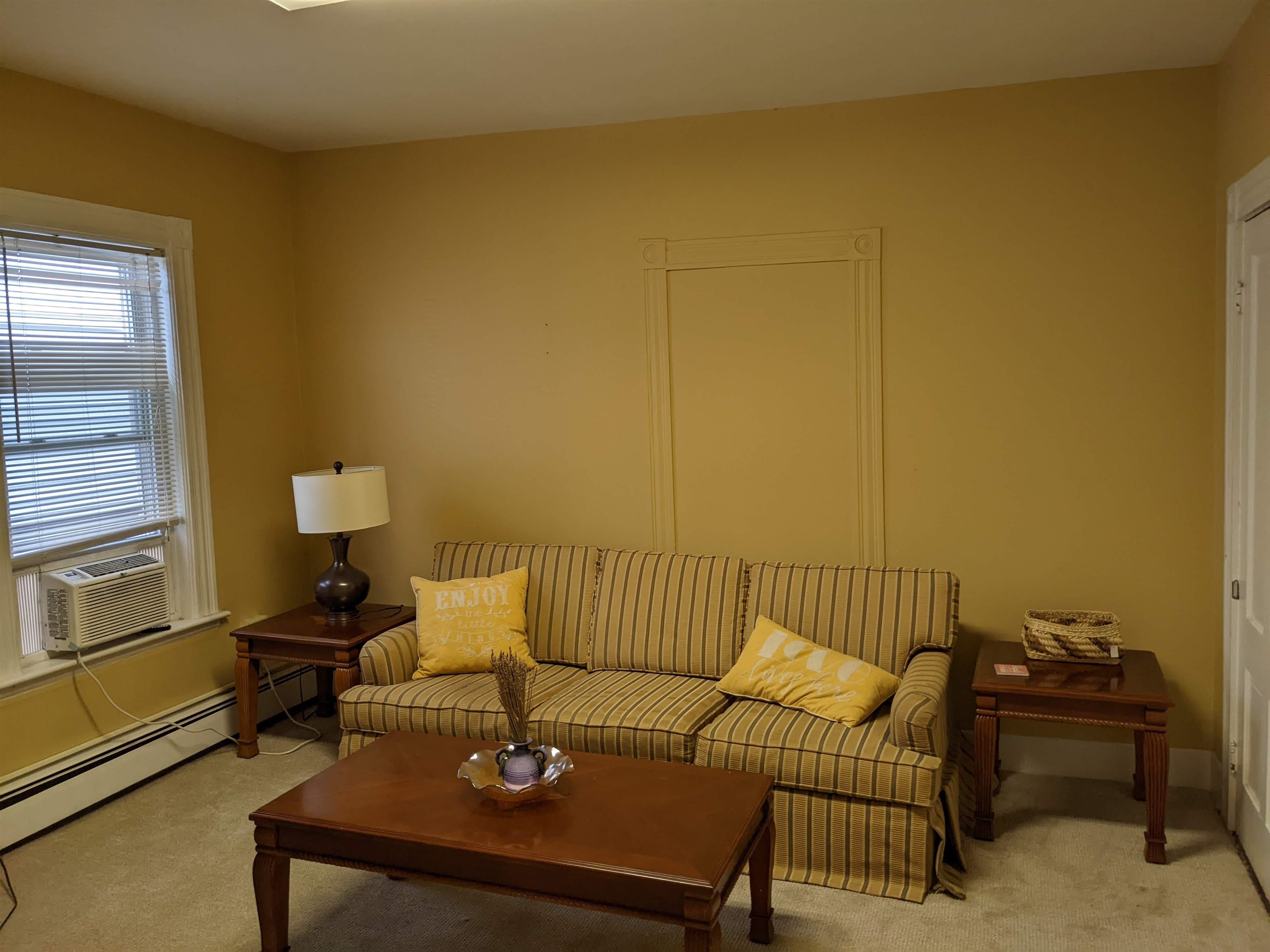 685 Massabesic Street, Unit 2W Manchester, NH 03103 - Photo 3 of 6