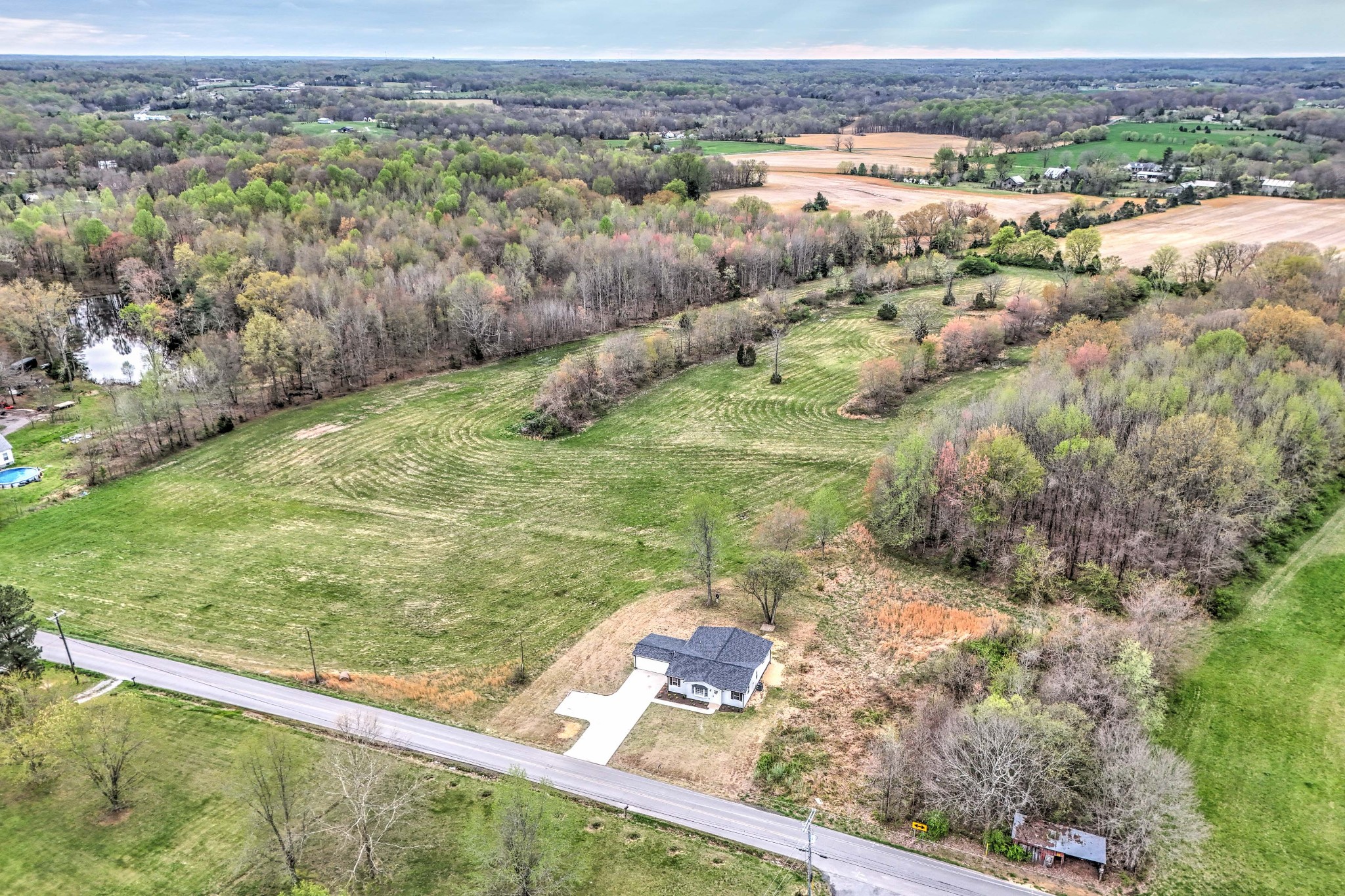 5284 Flewellyn Road Springfield, TN 37172 - Photo 54 of 57 a view of a yard with an outdoor seating