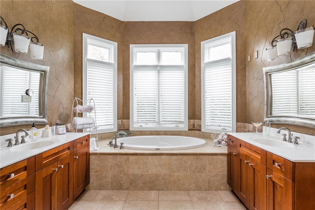 15149 Geist Ridge Drive Fishers, IN 46040 - Photo 14 of 24 Gallery Image 14