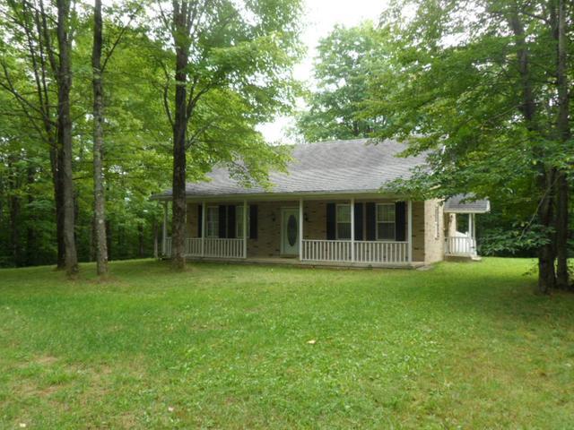 2113 Robin Hill Road Russell, PA 16345 - Photo 1 of 25 Gallery Image 1