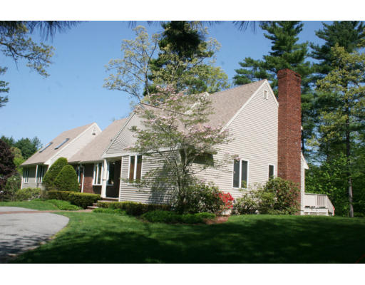 3 Robin Road North Reading, MA 01864 - Photo 1 of 20 Gallery Image 1