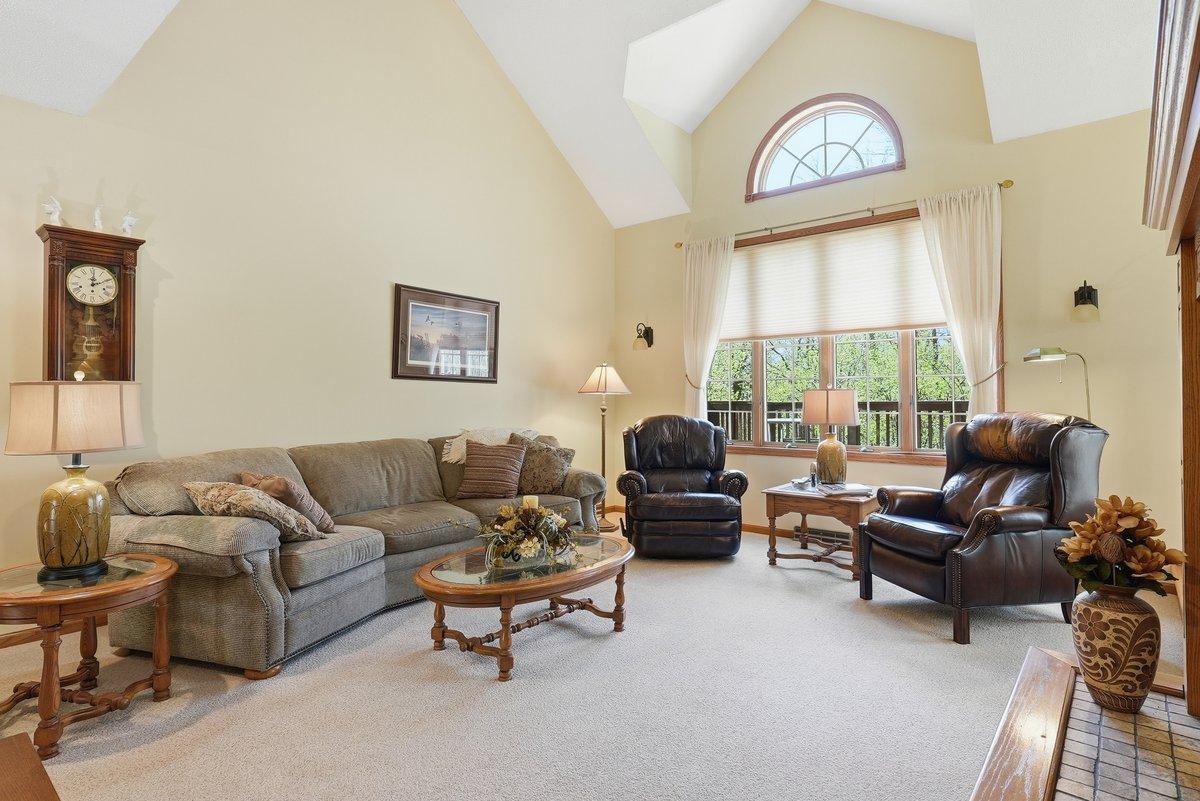 208 Country Oaks Road River Falls, WI 54022 - Photo 7 of 36