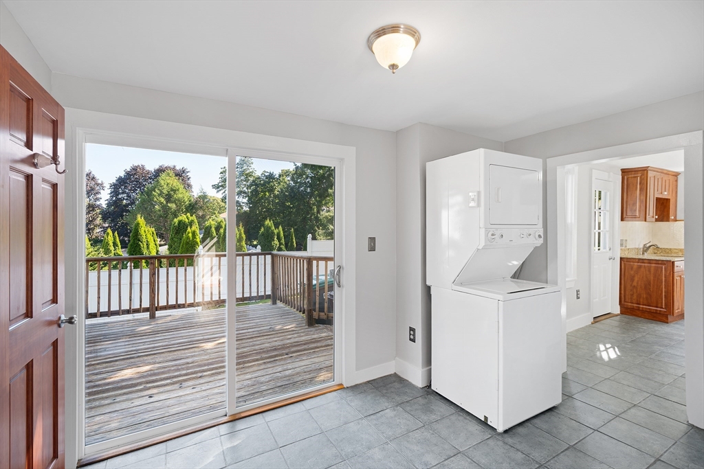 8 Fort Lane, Unit 8 Dedham, MA 02026 - Photo 5 of 27