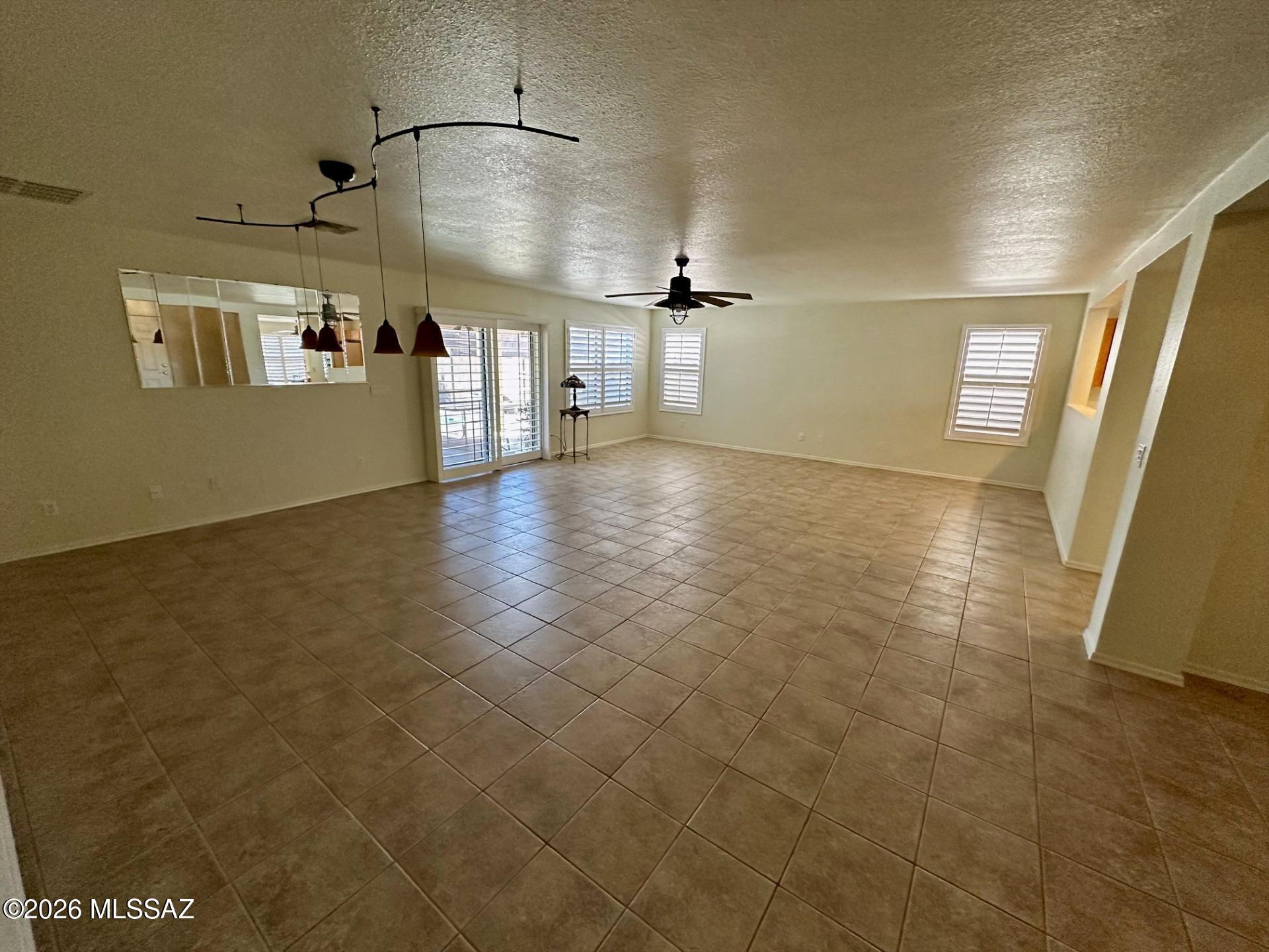 10925 South Raptor Court Vail, AZ 85641 - Photo 2 of 17