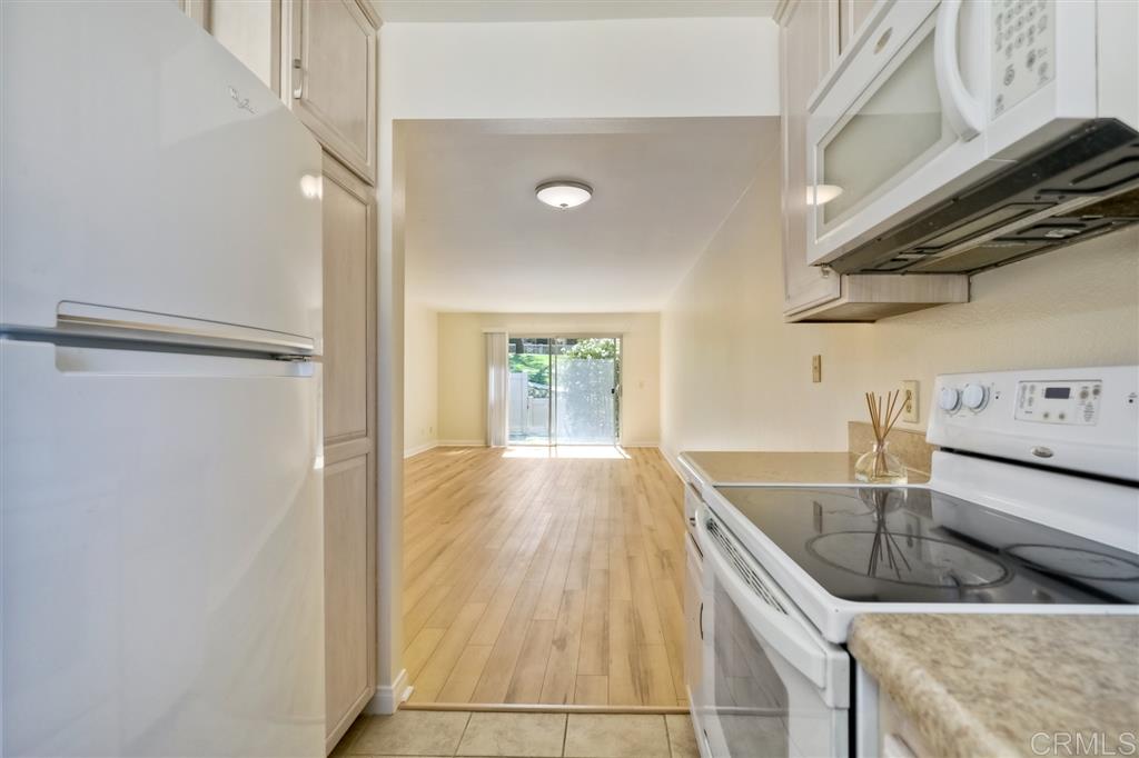1811 Belle Grove Road Encinitas, CA 92024 - Photo 5 of 22