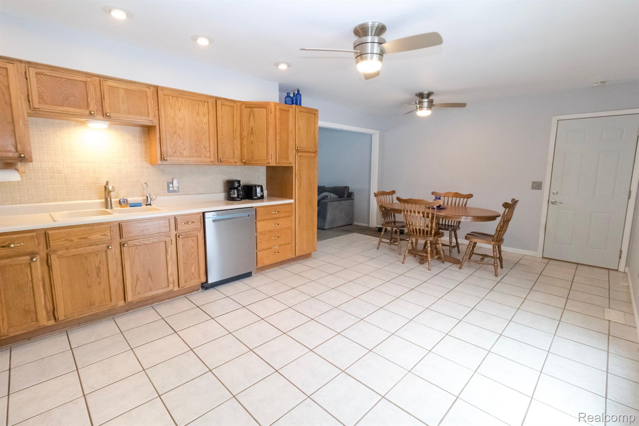 3530 Merwin Road Lapeer, MI 48446 - Photo 6 of 44 Gallery Image 6
