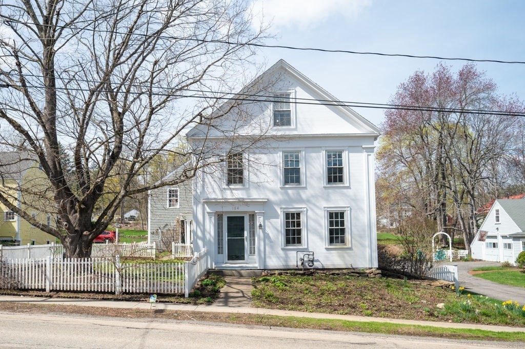 104 River Road Merrimac, MA 01860 - Photo 2 of 41