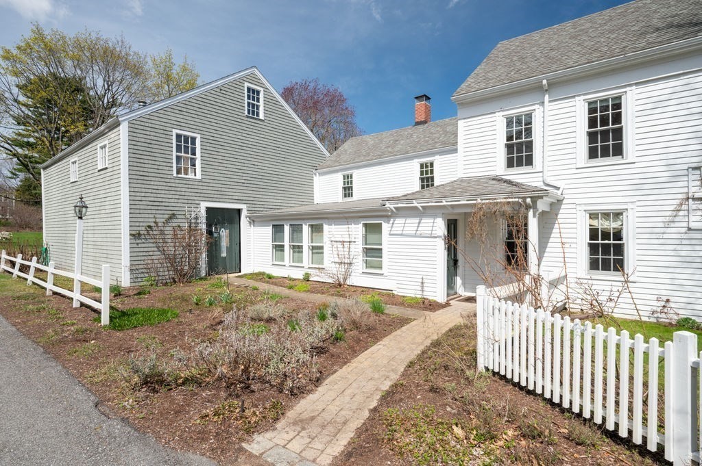 104 River Road Merrimac, MA 01860 - Photo 3 of 41