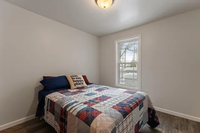 $350,000 | 31486 County Line Road, Dowagiac, MI 49047