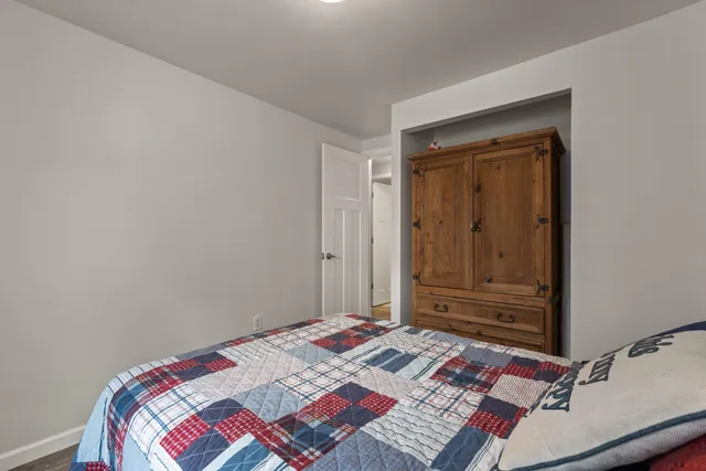 $350,000 | 31486 County Line Road, Dowagiac, MI 49047