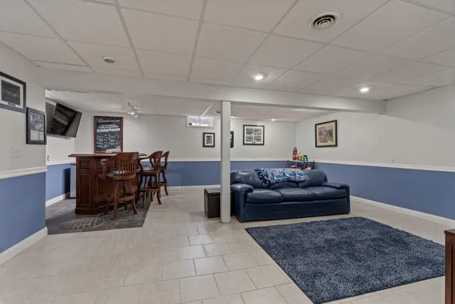 $350,000 | 31486 County Line Road, Dowagiac, MI 49047