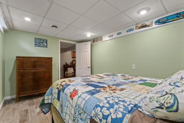 $350,000 | 31486 County Line Road, Dowagiac, MI 49047