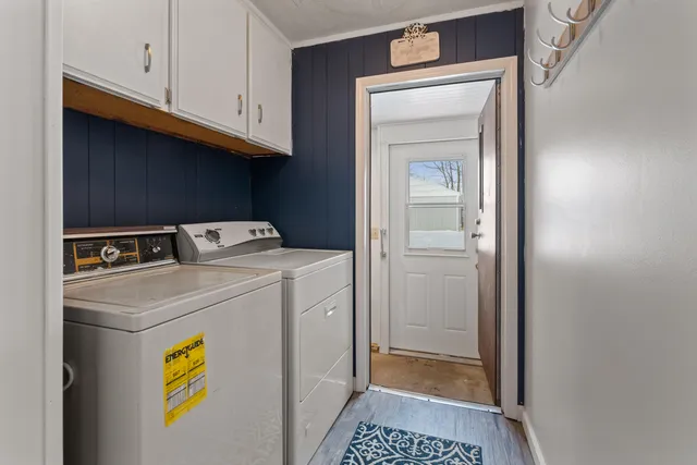 $350,000 | 31486 County Line Road, Dowagiac, MI 49047