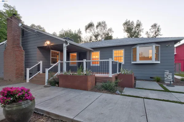 $1,699,000 | 35600 Lasiandra Lane, Davis, CA 95616