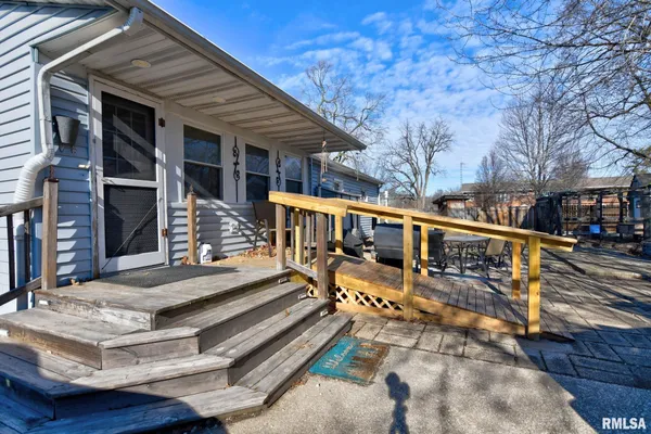 $144,900 | 301 South Curtis Street, Edinburg, IL 62531