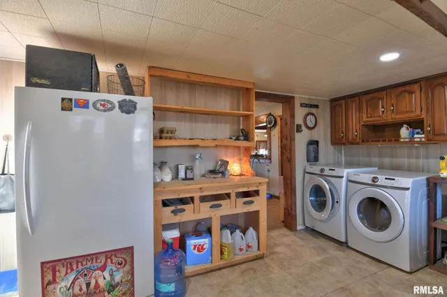 $144,900 | 301 South Curtis Street, Edinburg, IL 62531