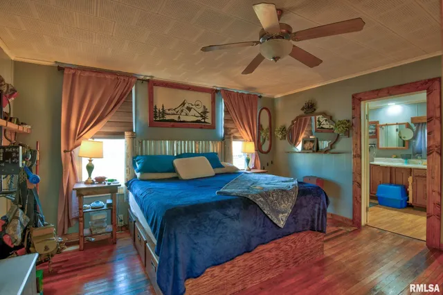 $144,900 | 301 South Curtis Street, Edinburg, IL 62531