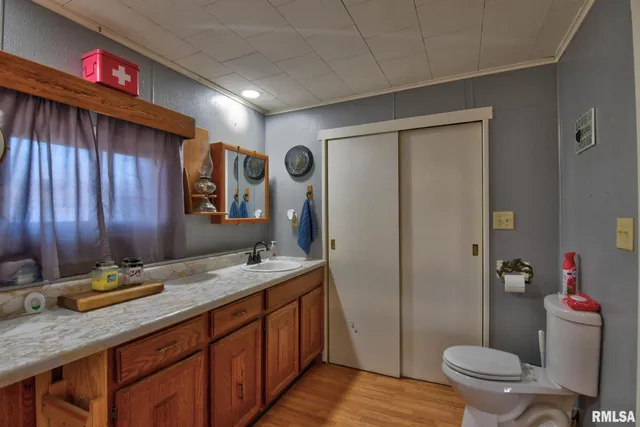 $144,900 | 301 South Curtis Street, Edinburg, IL 62531