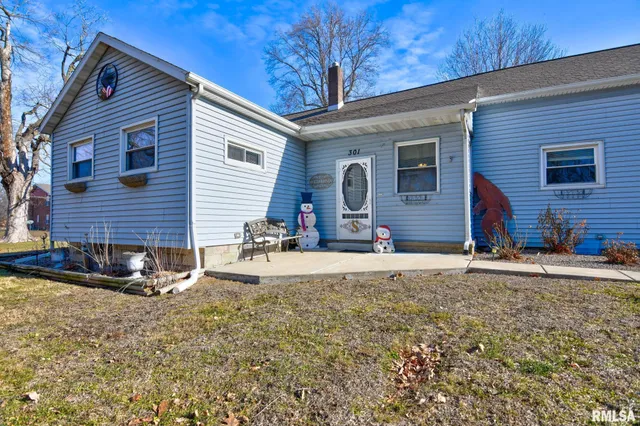 $144,900 | 301 South Curtis Street, Edinburg, IL 62531