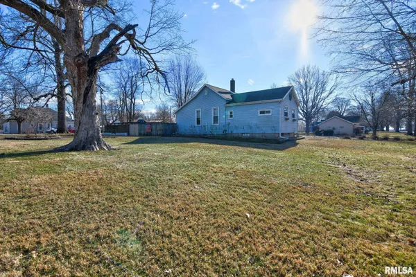 $144,900 | 301 South Curtis Street, Edinburg, IL 62531