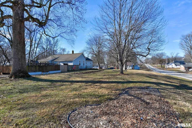 $144,900 | 301 South Curtis Street, Edinburg, IL 62531