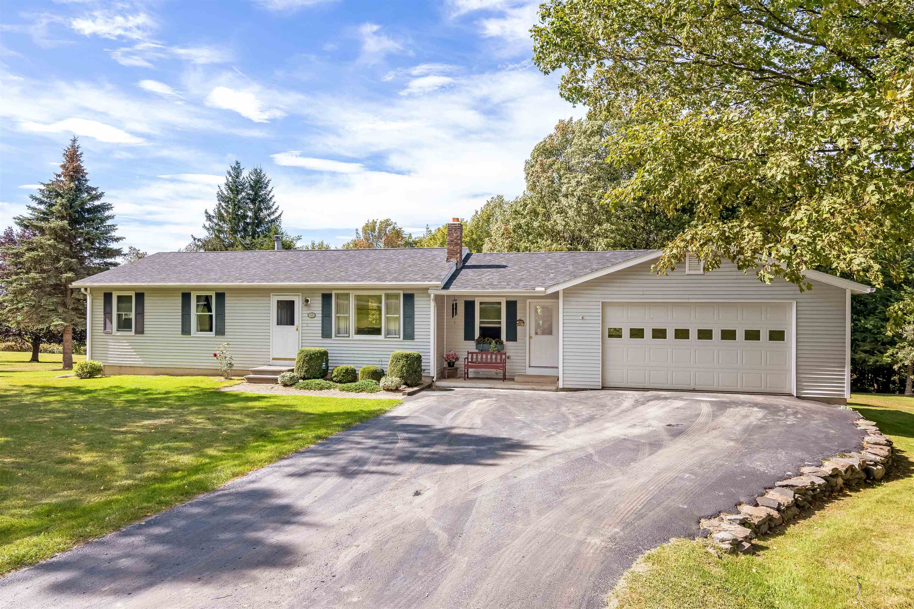 104 Snowcrest Road Fairfax, VT 05454 - Photo 2 of 37 Gallery Image 2