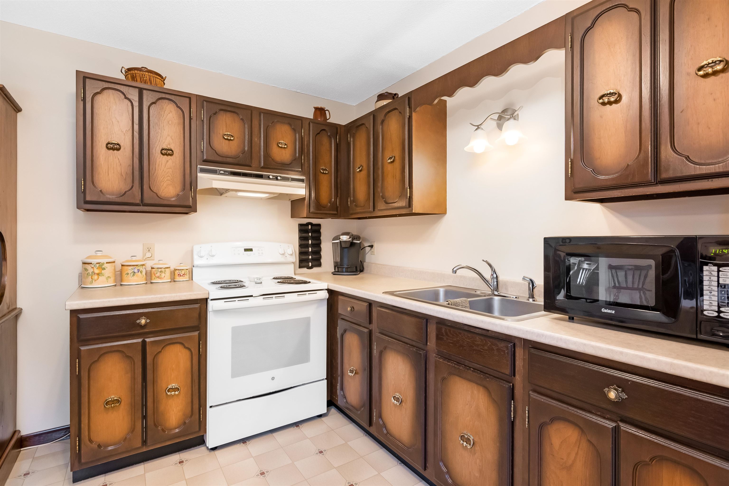 104 Snowcrest Road Fairfax, VT 05454 - Photo 16 of 37 Gallery Image 16