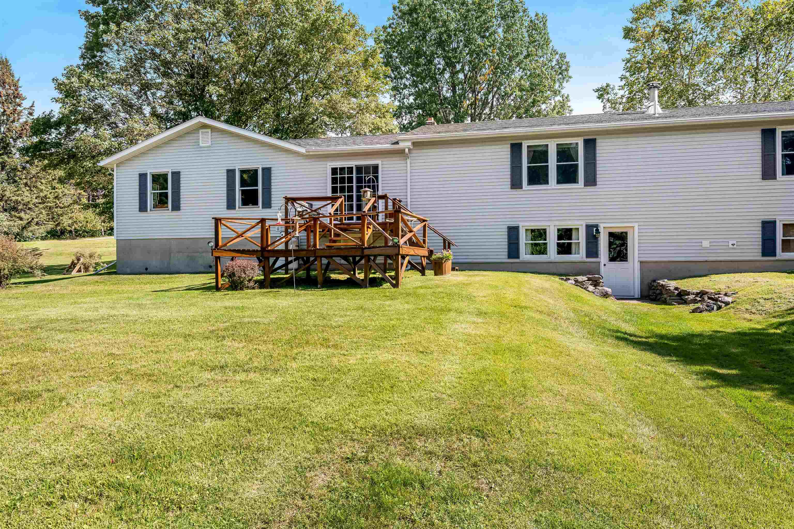 104 Snowcrest Road Fairfax, VT 05454 - Photo 34 of 37 Gallery Image 34