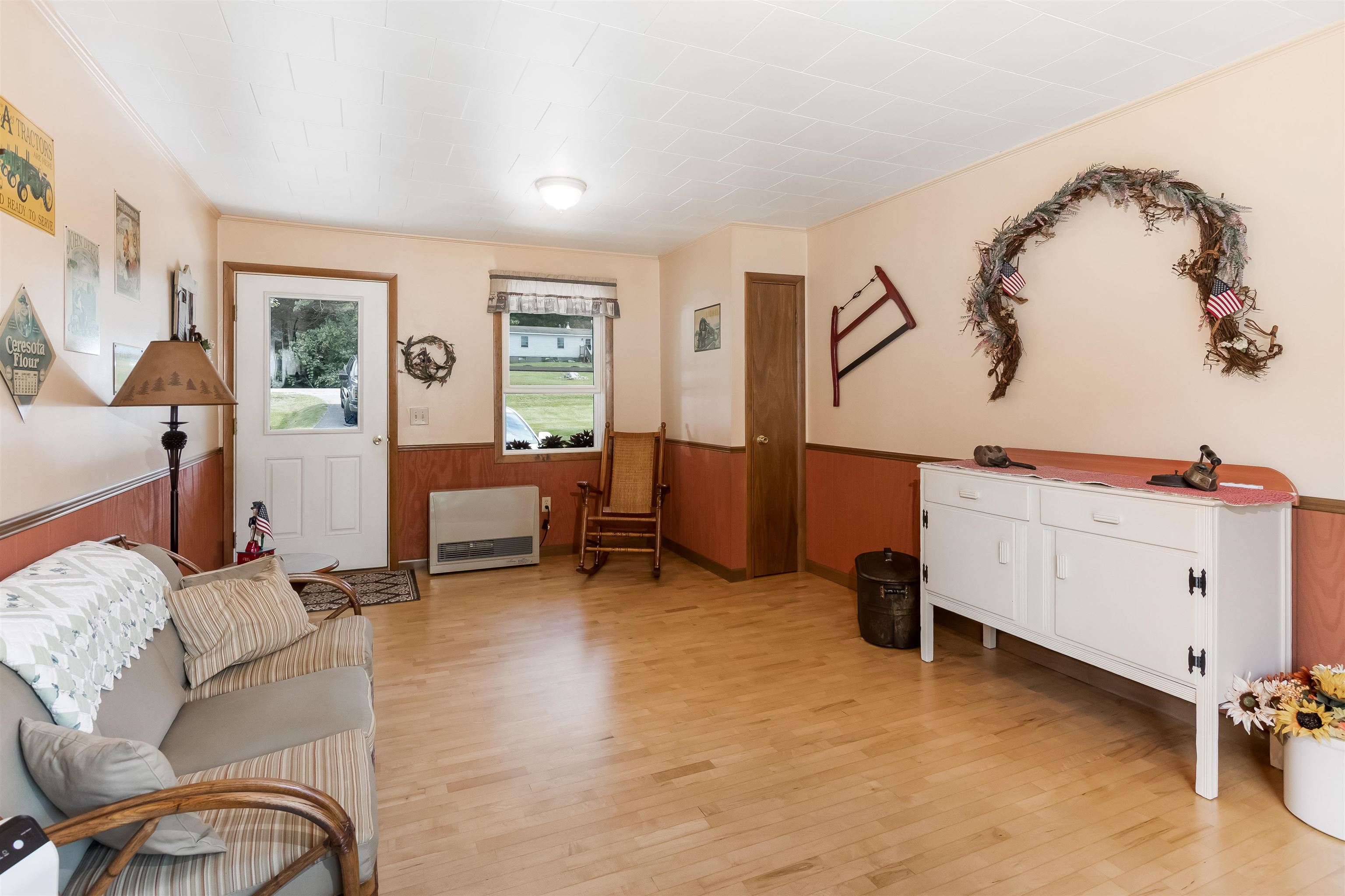 104 Snowcrest Road Fairfax, VT 05454 - Photo 5 of 37 Gallery Image 5